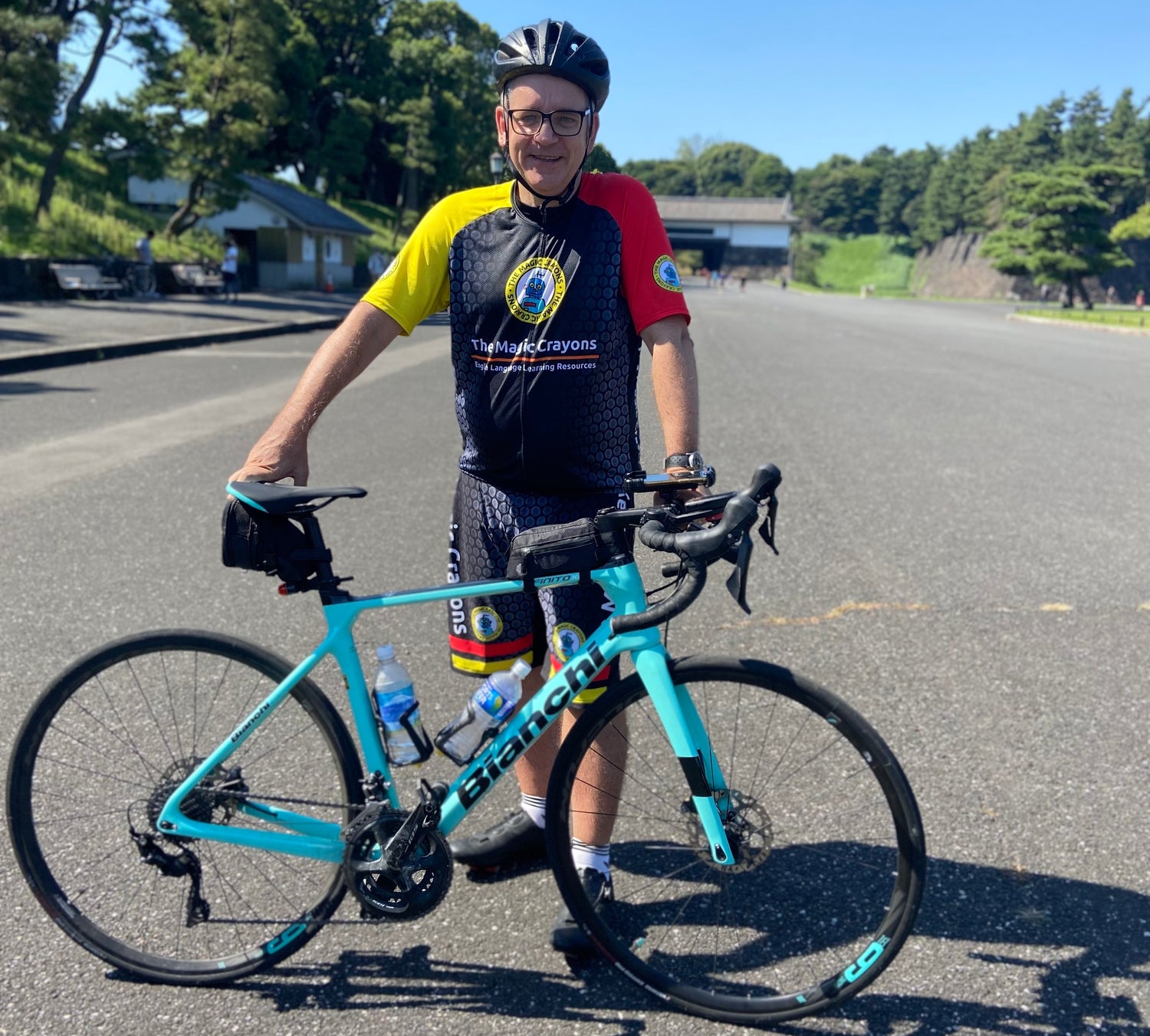 Mr Tim, The Magic Crayons